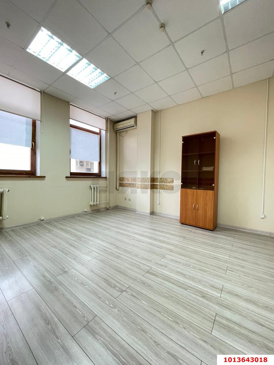 Фото №3: Коммерция 413 м² - Краснодар, мкр. Западный внутригородской округ, ул. Северная, 324А