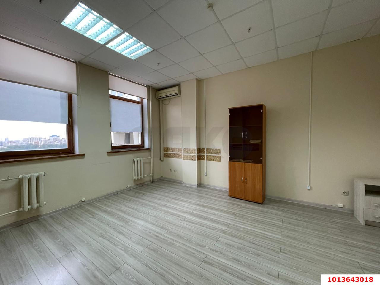 Фото №11: Офисное помещение 413 м² - Краснодар, Западный внутригородской округ, ул. Северная, 324А