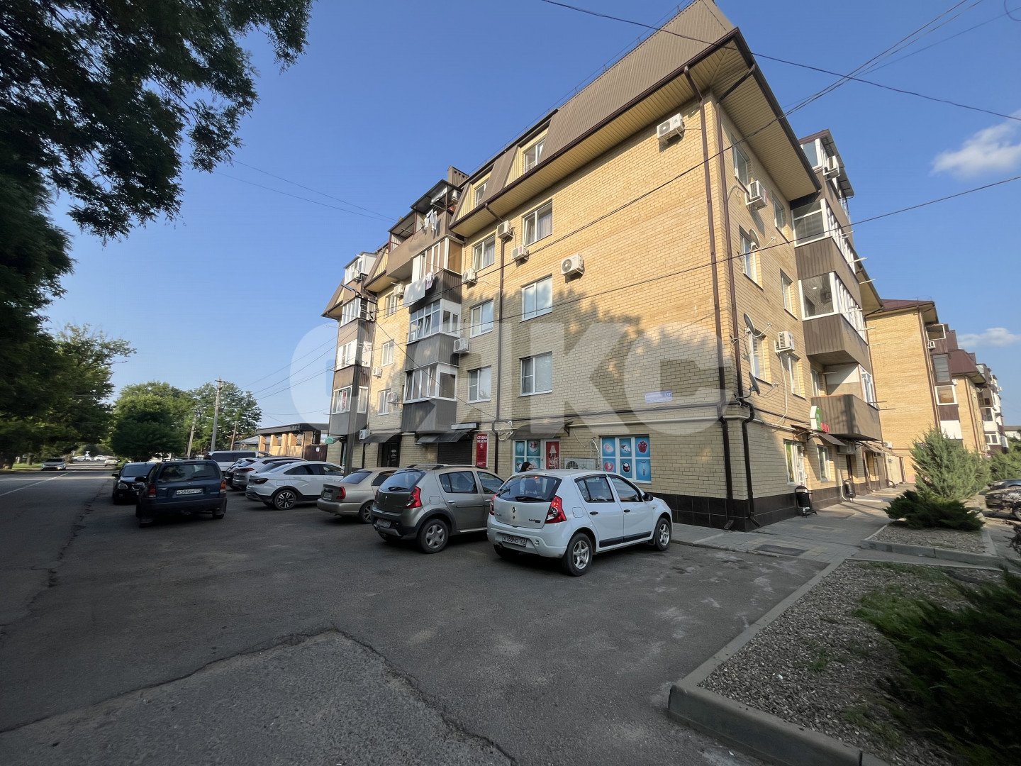 Фото №1: 1-комнатная квартира 49 м² - Армавир, Комсомольский, ул. Дзержинского, 137