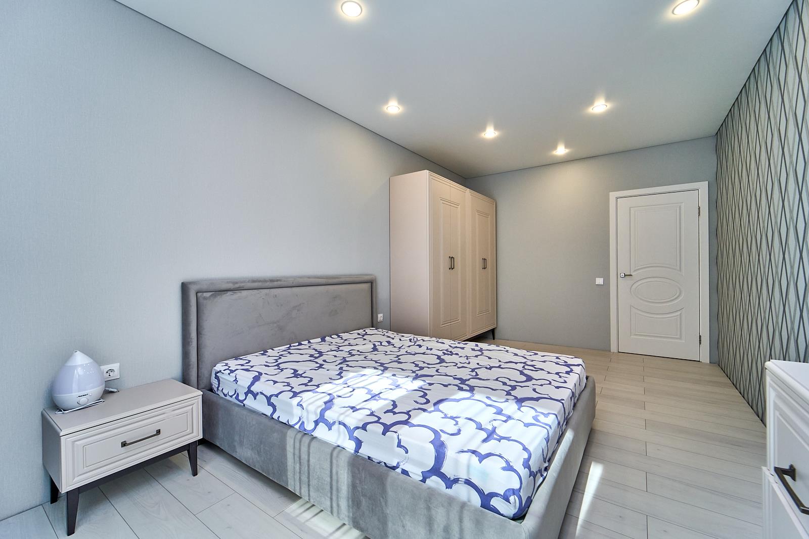 Фото №5: 2-комнатная квартира 79 м² - Краснодар, Прикубанский внутригородской округ, жилой комплекс Кубанский, мкр. Завод Измерительных Приборов, ул. Зиповская, 34к2