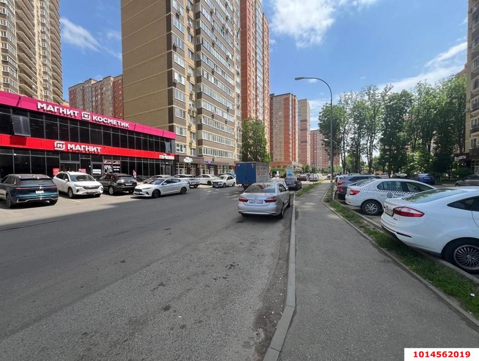 Фото №1: Торговое помещение 58 м² - Краснодар, жилой комплекс Свобода, ул. Домбайская, 55к3