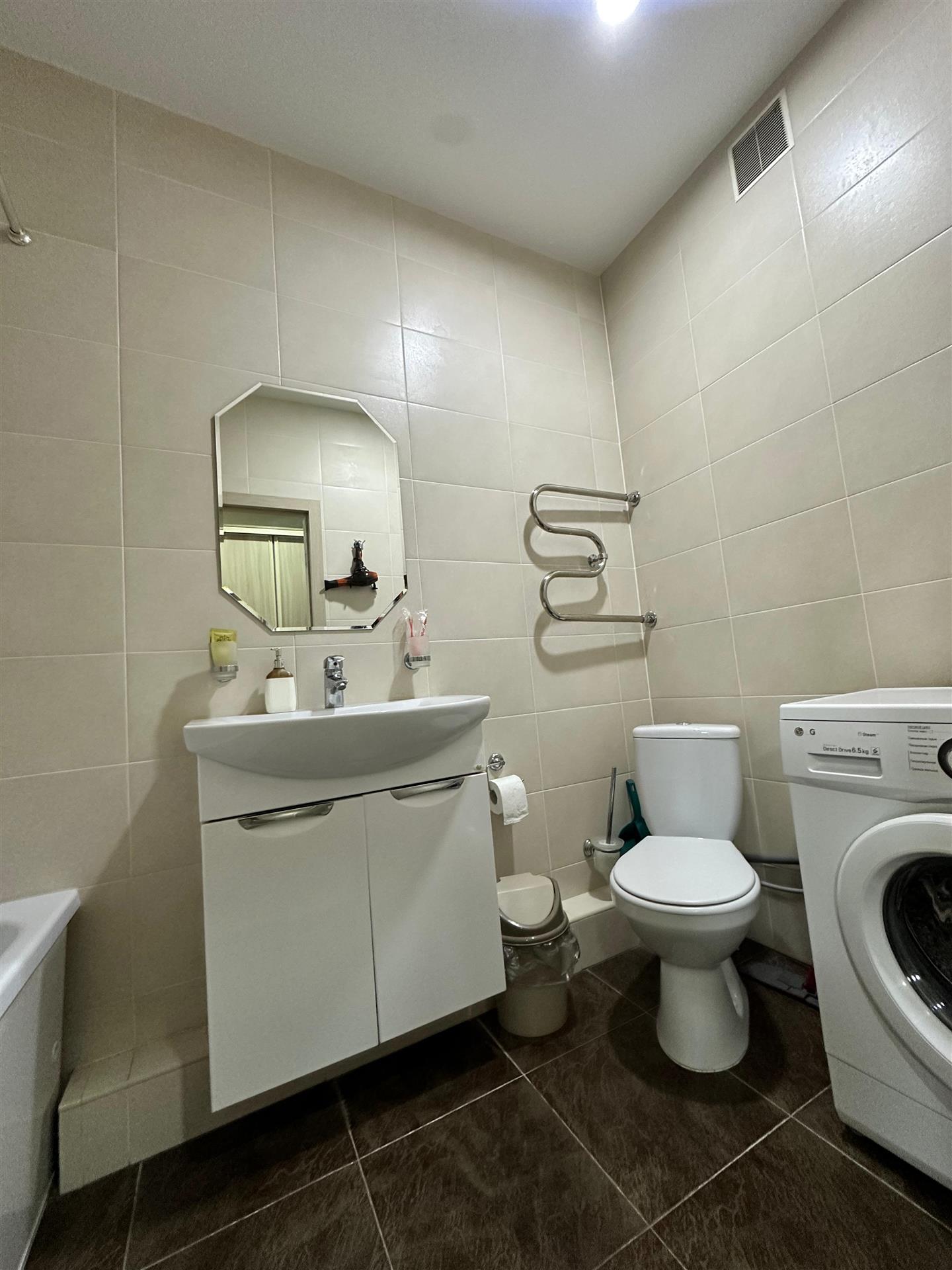 Фото №11: 1-комнатная квартира 42 м² - Краснодар, жилой комплекс Рассвет, Карасунский внутригородской округ, мкр. Гидростроителей, ул. Гидростроителей, 67