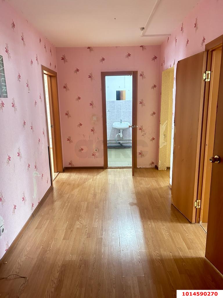 Фото №4: 2-комнатная квартира 70 м² - Краснодар, Микрохирургии глаза, ул. Академика Лукьяненко, 18