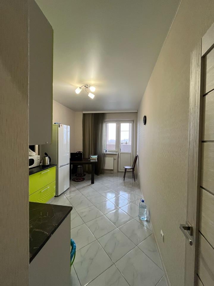 Фото №2: 1-комнатная квартира 43 м² - Краснодар, 9-й километр, Прикубанский внутригородской округ, мкр. жилой комплекс Валентина, ул. имени Дзержинского, 64/2