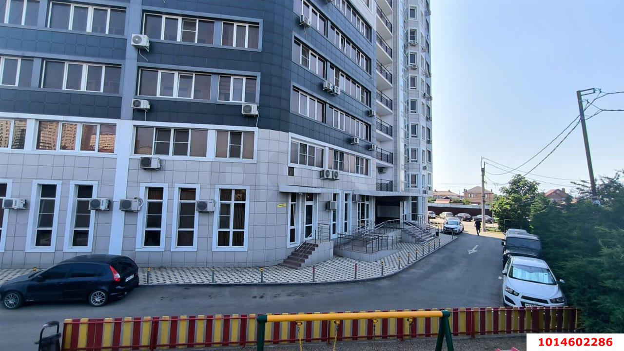 Фото №3: 1-комнатная квартира 50 м² - Краснодар, жилой комплекс Статус, ул. Стасова, 10