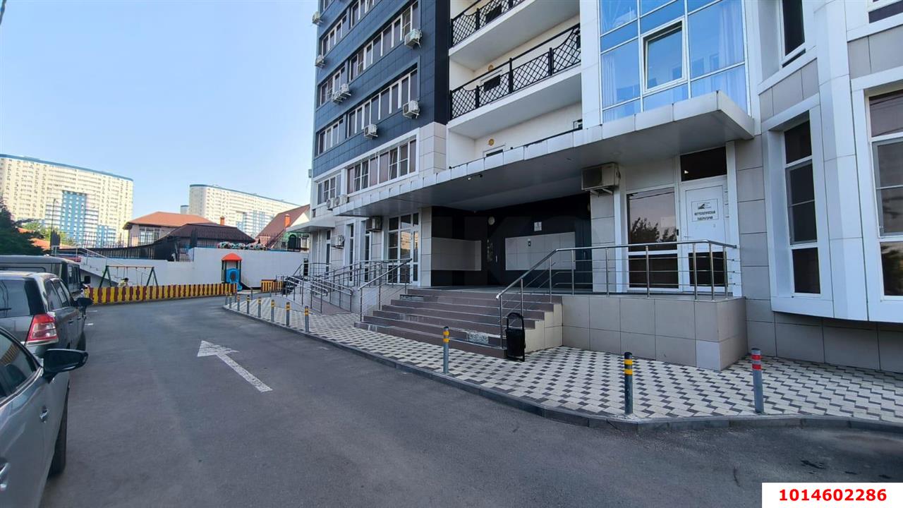 Фото №2: 1-комнатная квартира 50 м² - Краснодар, жилой комплекс Статус, ул. Стасова, 10