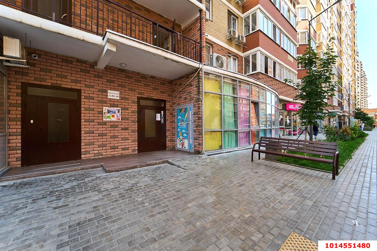 Фото №14: 2-комнатная квартира 64 м² - Краснодар, Прикубанский внутригородской округ, Завод Радиоизмерительных Приборов, жилой комплекс Времена Года 3, мкр. имени Петра Метальникова, ул. Цезаря Куникова, 24к1