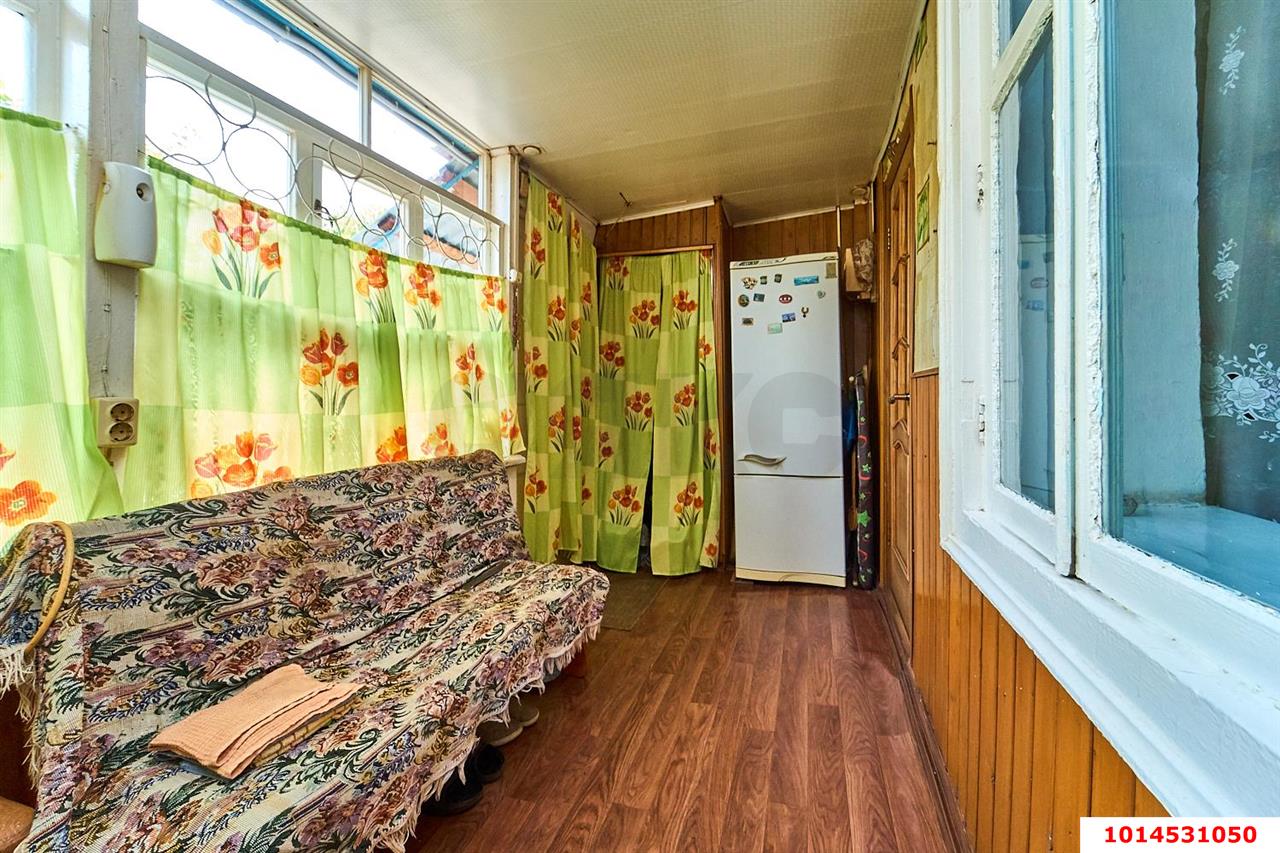 Фото №6: Часть дома 41 м² + 0.1 сот. - Краснодар, Центральный, ул. Красноармейская, 82