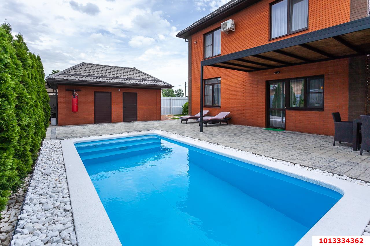 Фото №2: Дом 150 м² + 6 сот. - Знаменский, мкр. Карасунский внутригородской округ, ул. Гагарина