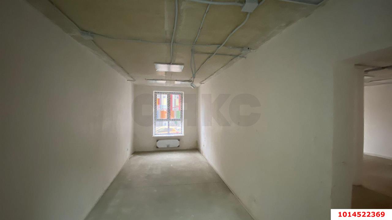 Фото №3: Торговое помещение 63 м² - Краснодар, жилой комплекс Радуга, ул. Евгении Жигуленко, 7к1
