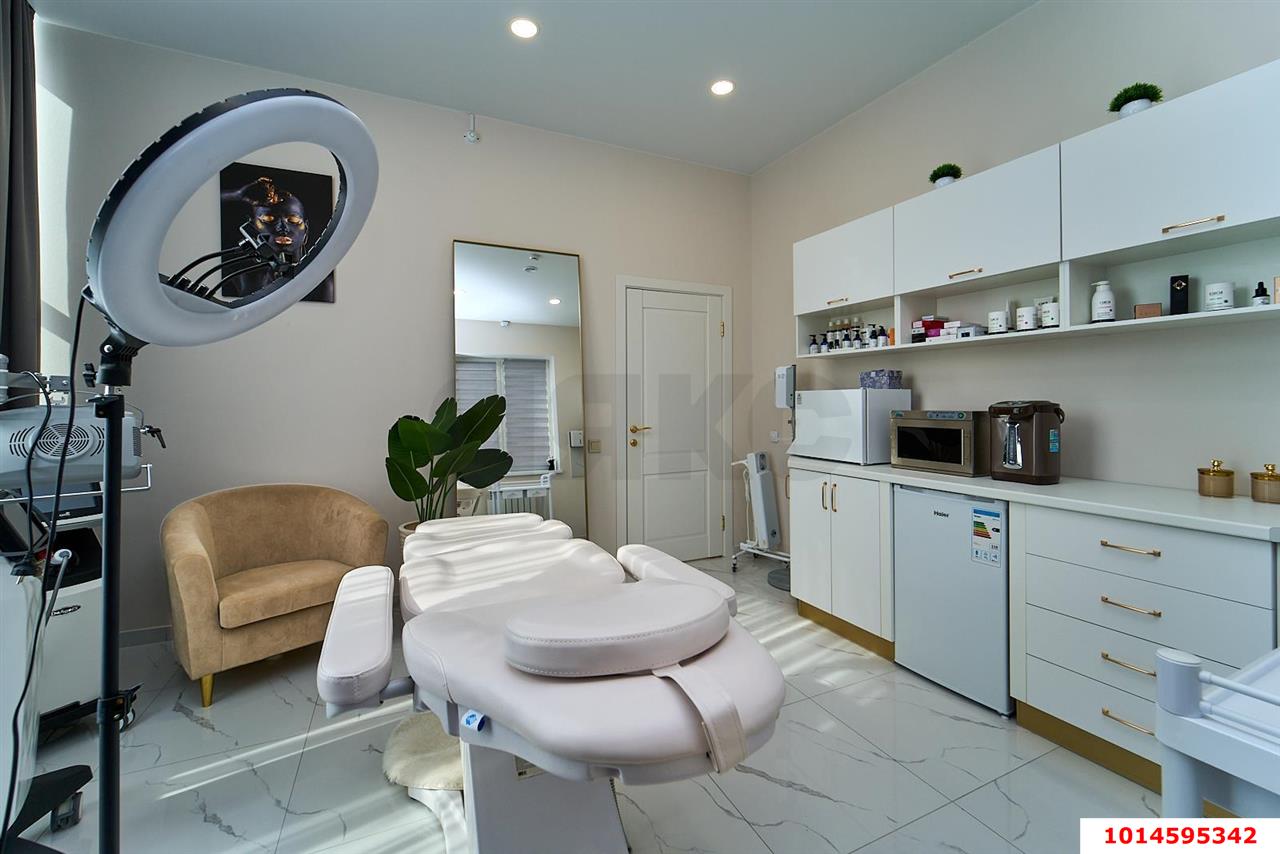 Фото №12: Коммерция 76 м² - Краснодар, мкр. Западный внутригородской округ, ул. Гаражная, 92