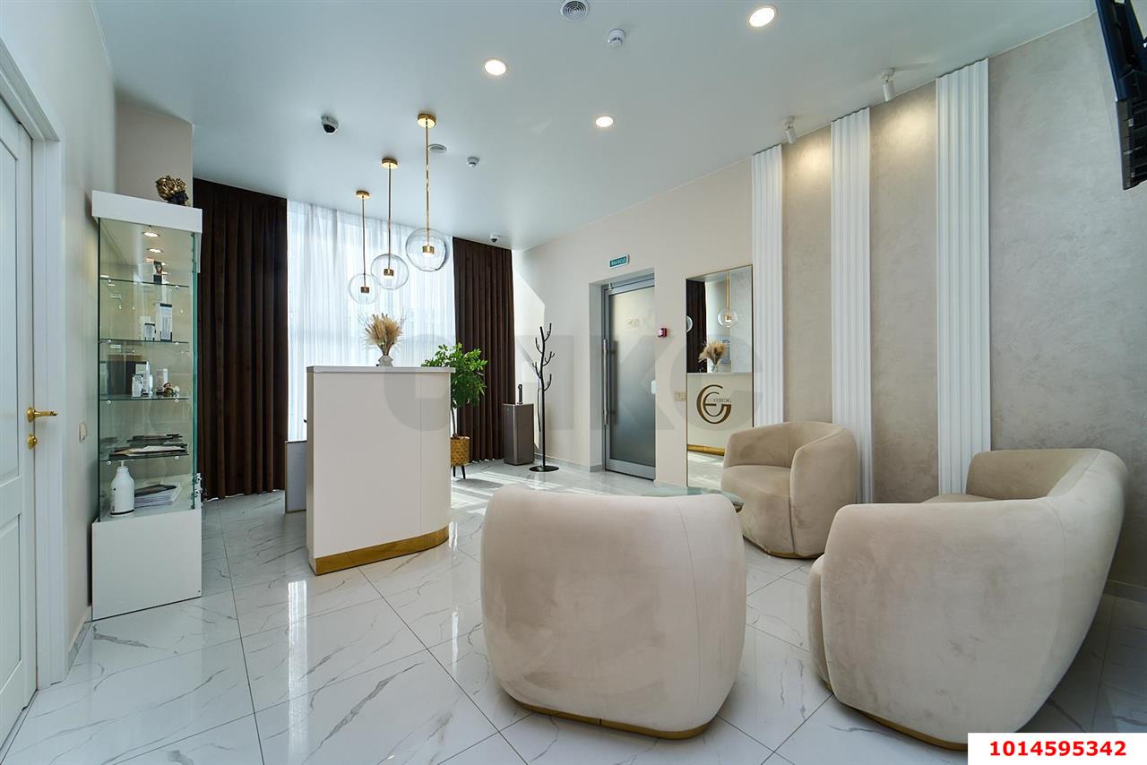 Фото №3: Коммерция 76 м² - Краснодар, мкр. Западный внутригородской округ, ул. Гаражная, 92