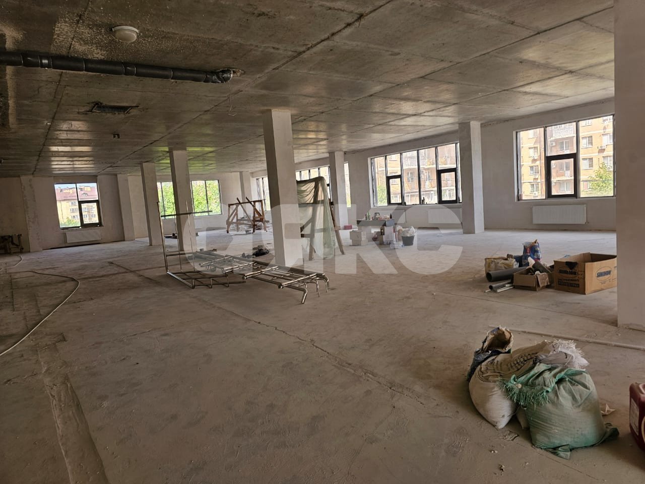 Фото №15: Коммерция 418 м² - Ростов-на-Дону, жилой комплекс Европейский, ул. Тружеников, 80