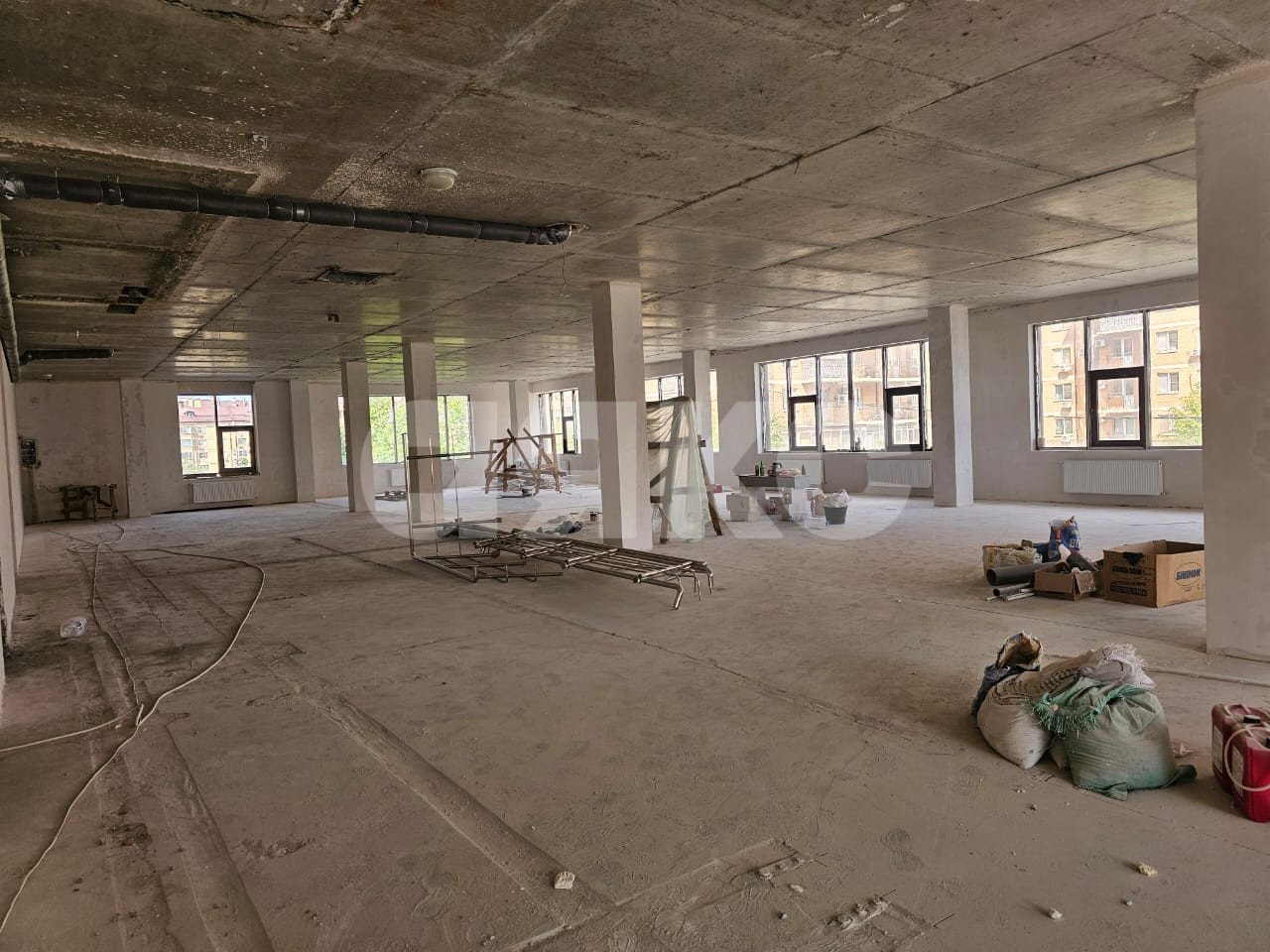 Фото №16: Коммерция 418 м² - Ростов-на-Дону, жилой комплекс Европейский, ул. Тружеников, 80