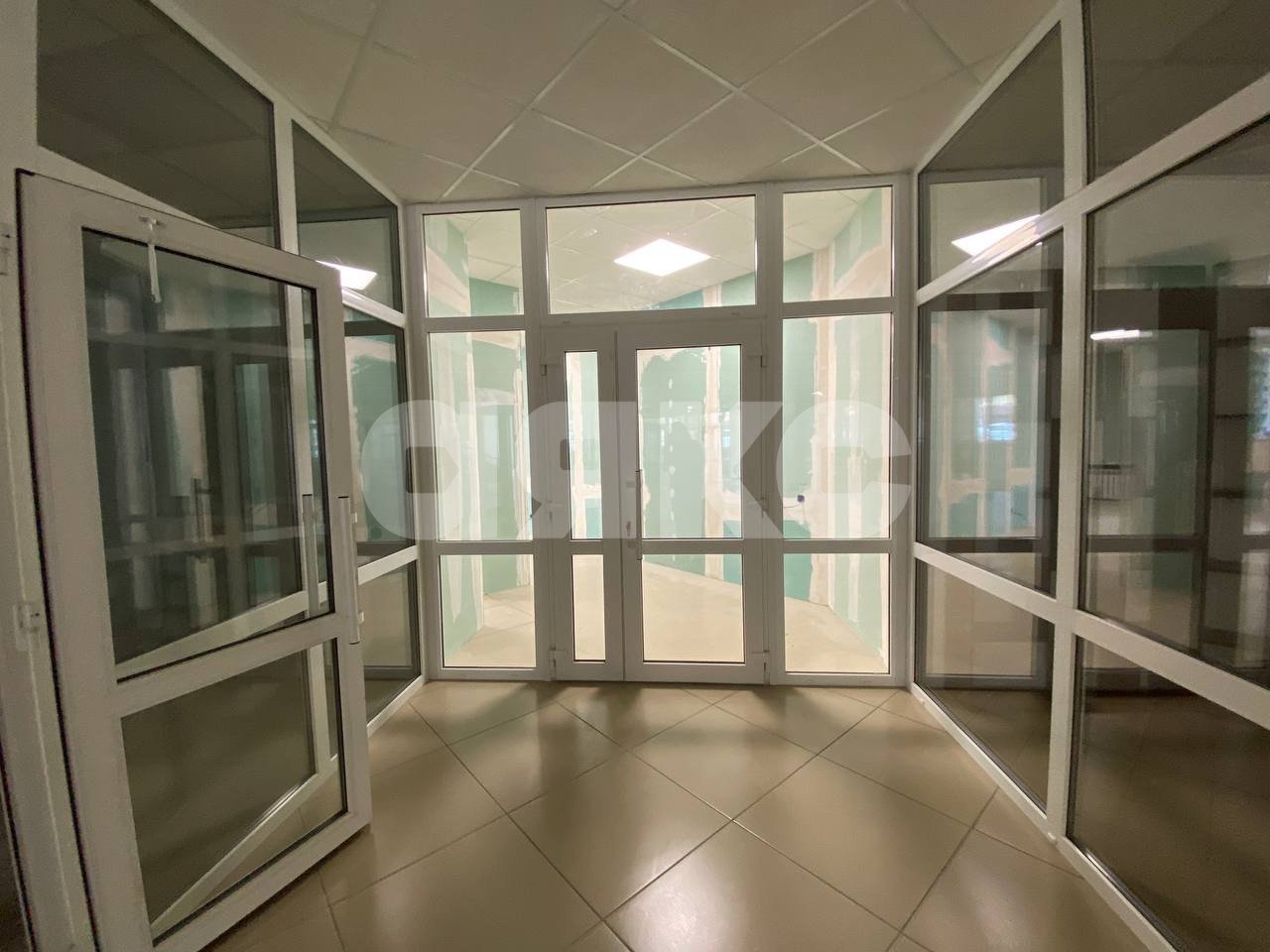 Фото №2: Коммерция 58 м² - Ростов-на-Дону, Западный, ул. Зорге, 9