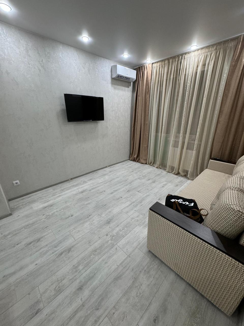 Фото №7: 1-комнатная квартира 37 м² - Краснодар, Прикубанский внутригородской округ, мкр. жилой комплекс Краски, ул. Краеведа Соловьёва, 6к5