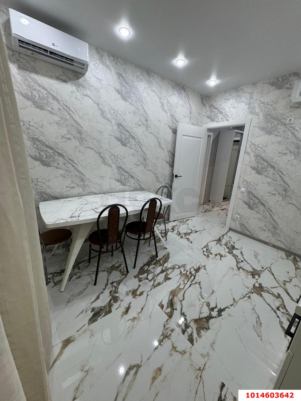 Фото №3: 1-комнатная квартира 37 м² - Краснодар, жилой комплекс Краски, ул. Краеведа Соловьёва, 6к5