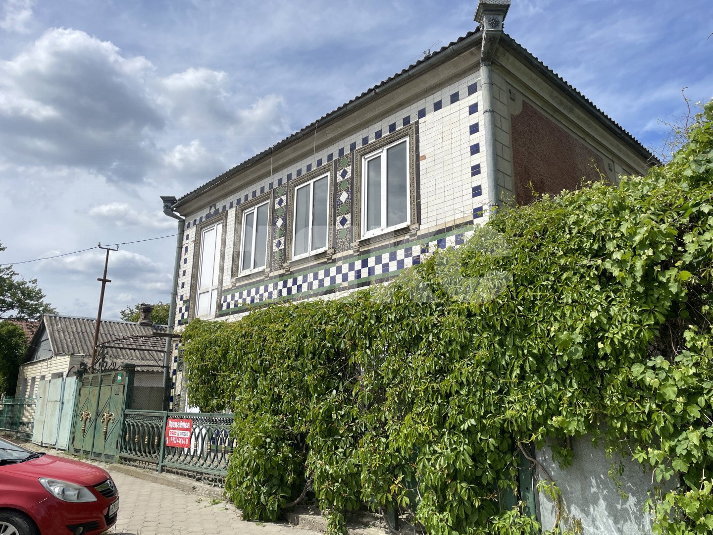 Фото №2: Дом 181 м² + 664 сот. - Темрюк, ул. Мира, 91/Б