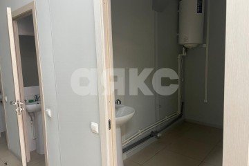 Фото №3: Коммерция 349 м² - Ростов-на-Дону, мкр. Западный, ул. Пескова, 1с1