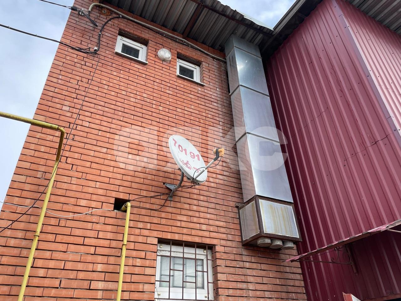 Фото №2: Коммерция 97 м² - Азов, ул. Привокзальная, 6