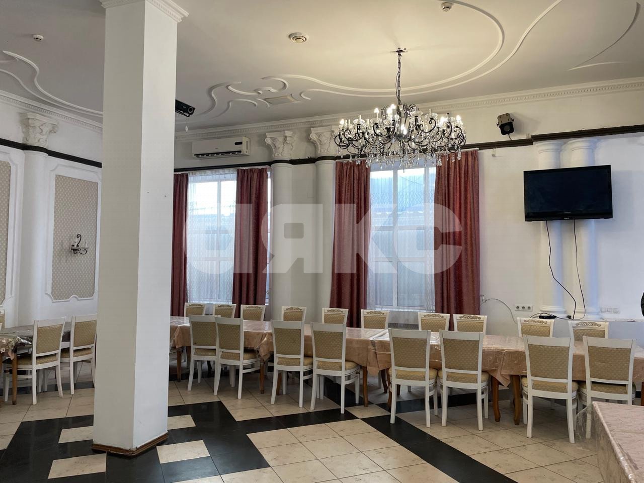 Фото №2: Коммерция 280 м² - Ростов-на-Дону, Садовод-Любитель, ул. Малиновского, 13/2