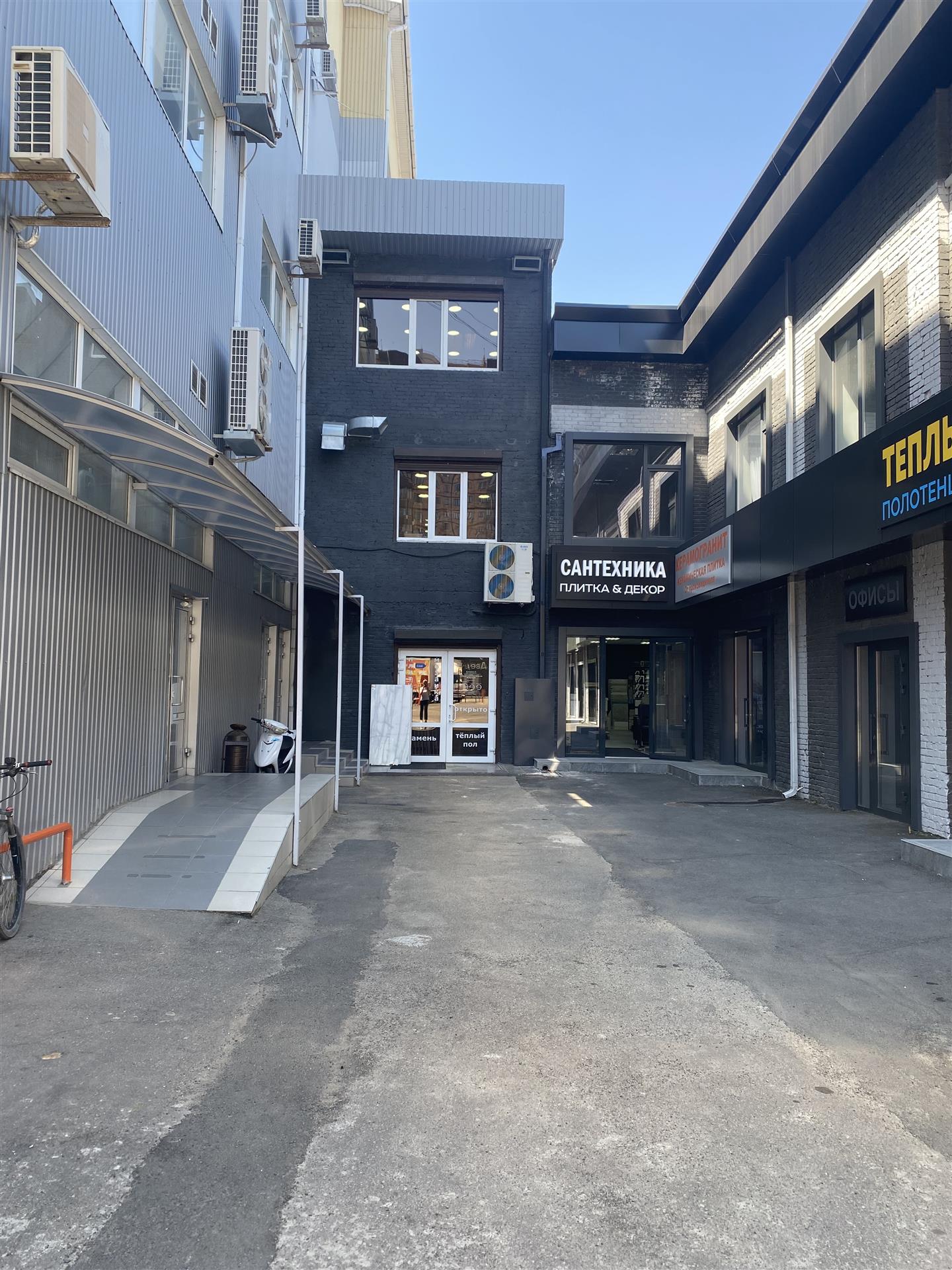 Фото №7: Коммерция 185 м² - Краснодар, Центральный внутригородской округ, Западный внутригородской округ, мкр. Центральный, ул. Фрунзе, 176