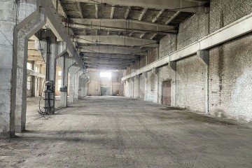Фото №3: Коммерция 2000 м² - Азов, ул. Заводская, 1