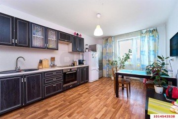 Фото №1: 2-комнатная квартира 65 м² - Краснодар, мкр. Почтовый, пр-кт имени писателя Знаменского, 17