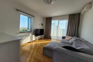 Фото №2: 3-комнатная квартира 90 м² - Краснодар, мкр. Камвольно-суконный Комбинат, ул. Онежская, 1