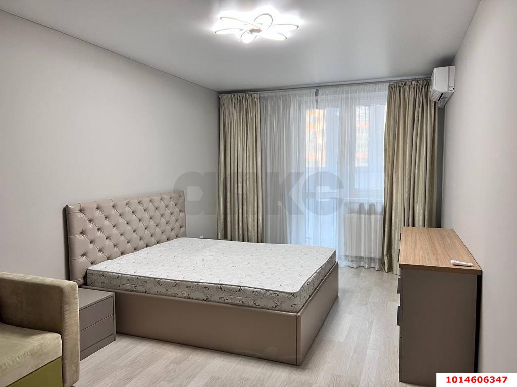 Фото №4: 2-комнатная квартира 76 м² - Краснодар, жилой комплекс Сказка Град, ул. имени В.Н. Мачуги, 166А