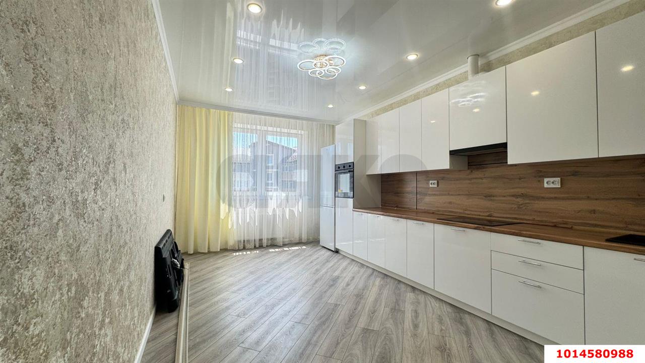 Фото №1: 2-комнатная квартира 61 м² - Краснодар, жилой комплекс Дыхание, ул. Лётчика Позднякова, 2к7