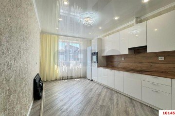 Фото №1: 2-комнатная квартира 61 м² - Краснодар, мкр. жилой комплекс Дыхание, ул. Лётчика Позднякова, 2к7
