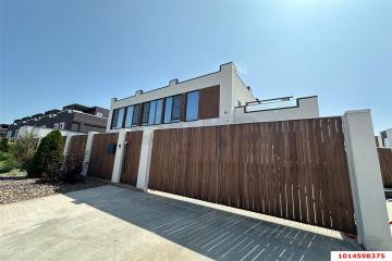 Фото №2: Дом 260 м² - Краснодар, мкр. Немецкая Деревня, ул. Вагнера, 4