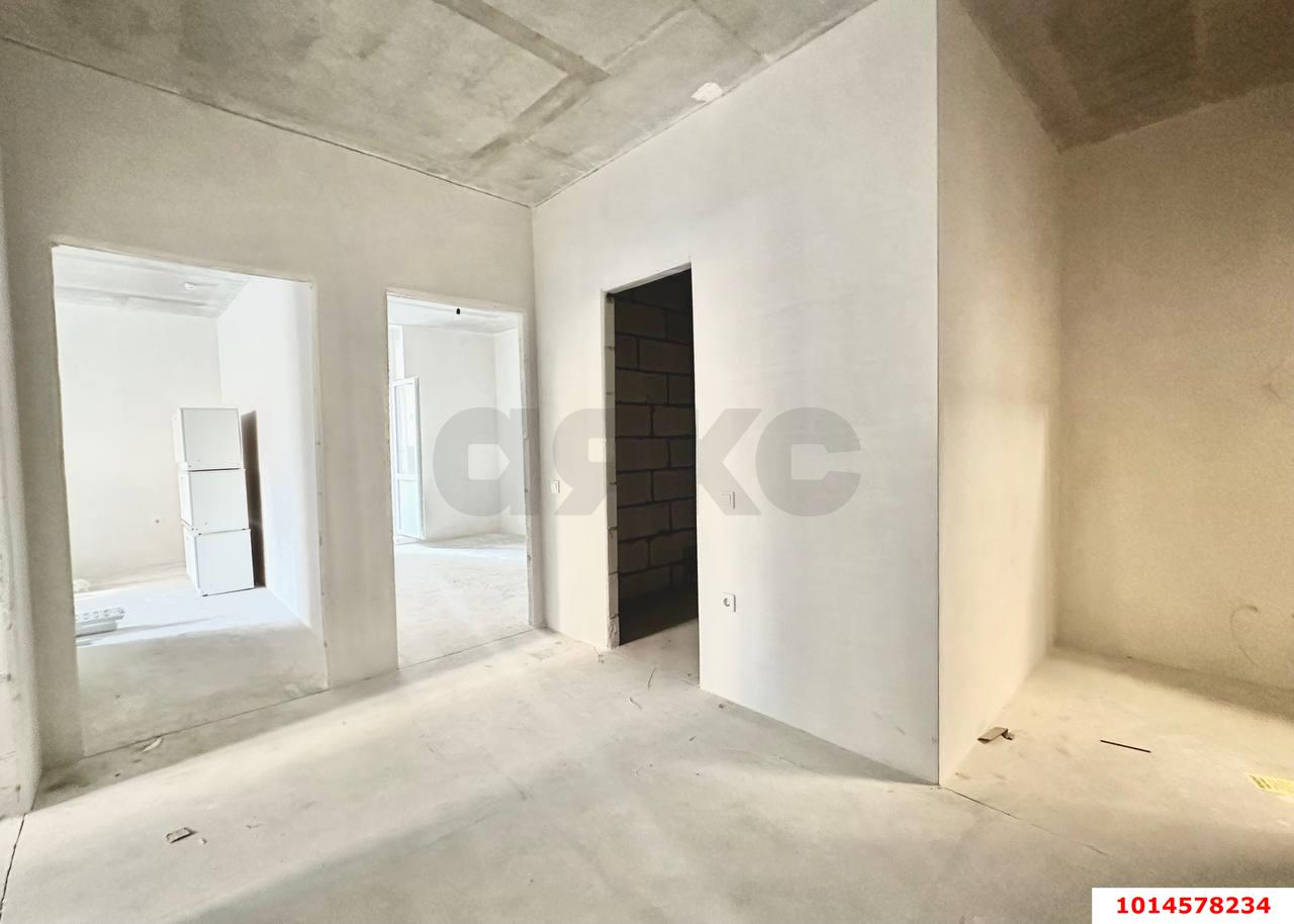Фото №2: 2-комнатная квартира 64 м² - Краснодар, Губернский, ул. имени Героя Георгия Бочарникова, 8/1