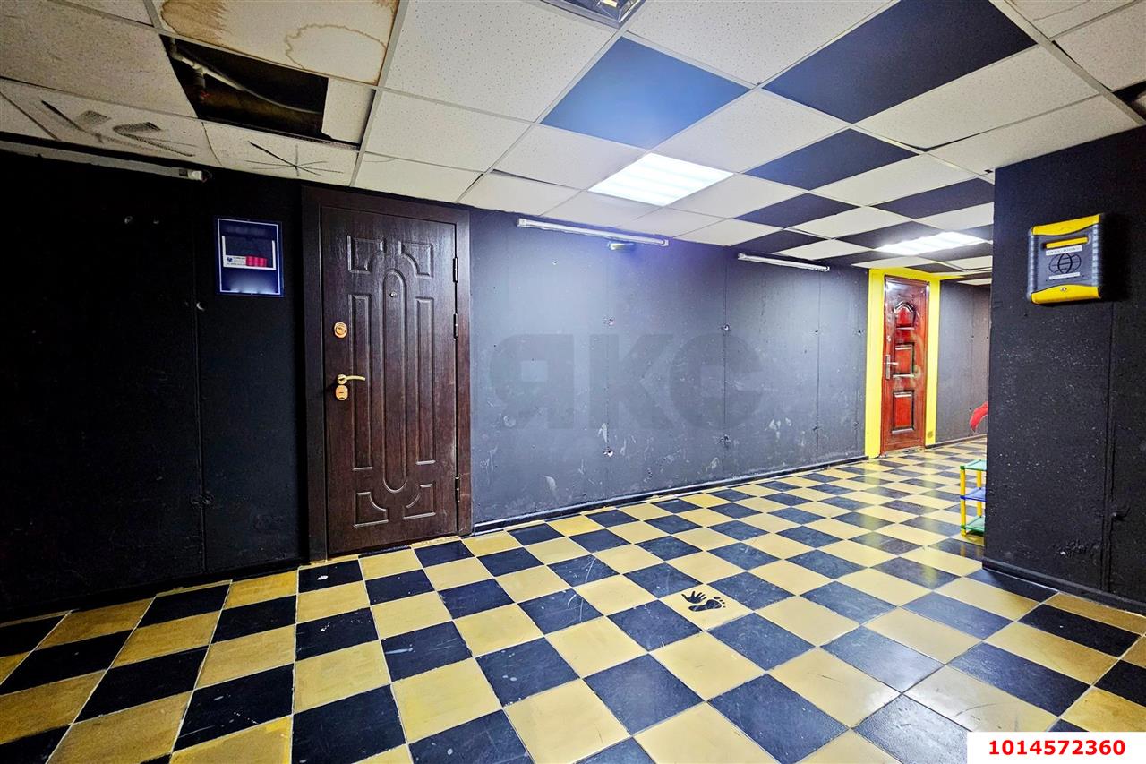 Фото №7: Торговое помещение 38 м² - Краснодар, ЖК Панорама, ул. Восточно-Кругликовская, 22/3