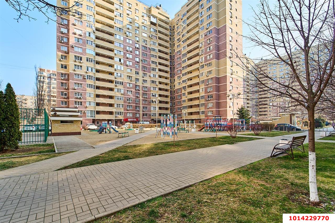 Фото №6: Гараж - Краснодар, жилой комплекс Симфония, ул. Российская, 70/6