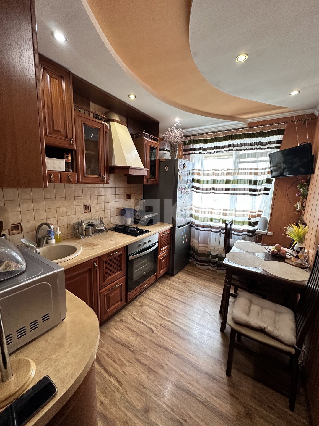 Фото №1: 2-комнатная квартира 51 м² - Темрюк, ул. Ленина, 88