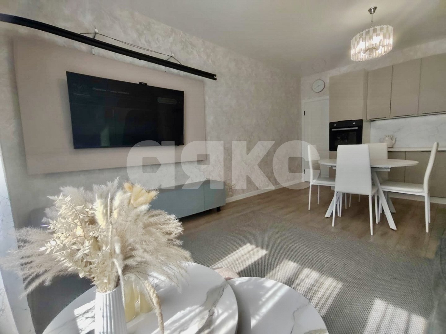 Фото №2: 2-комнатная квартира 65 м² - Анапа, жилой дом На Адмирала Пустошкина, ул. Ленина, 190к2