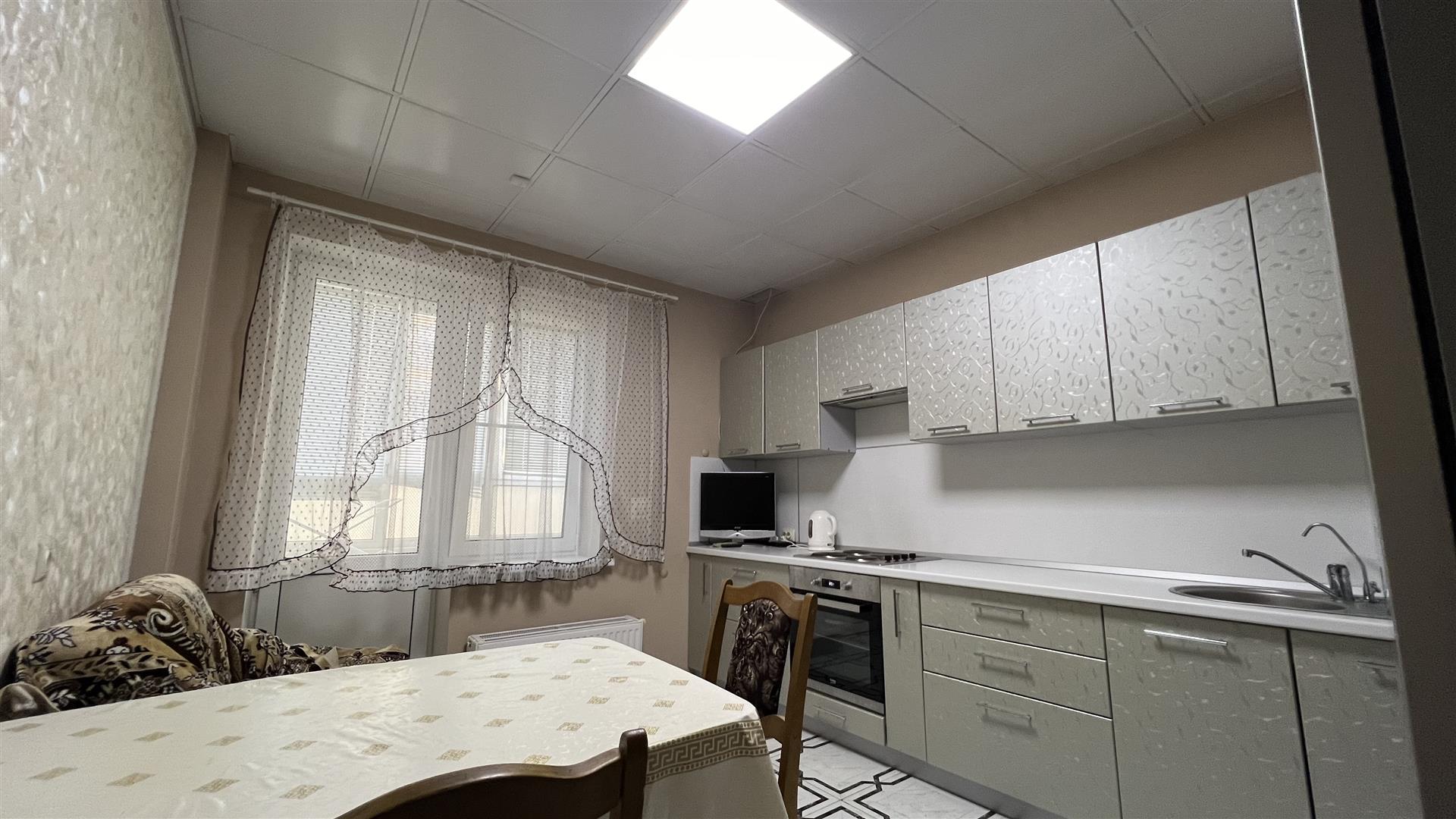 Фото №1: 1-комнатная квартира 46 м² - Краснодар, Пашковский, Карасунский внутригородской округ, мкр. жилой комплекс Империал, ул. Леонида Лаврова, 8к2