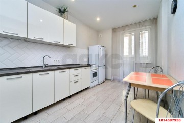 Фото №1: 1-комнатная квартира 43 м² - Краснодар, мкр. жилой комплекс Дружный, ул. Адмирала Серебрякова, 3к2