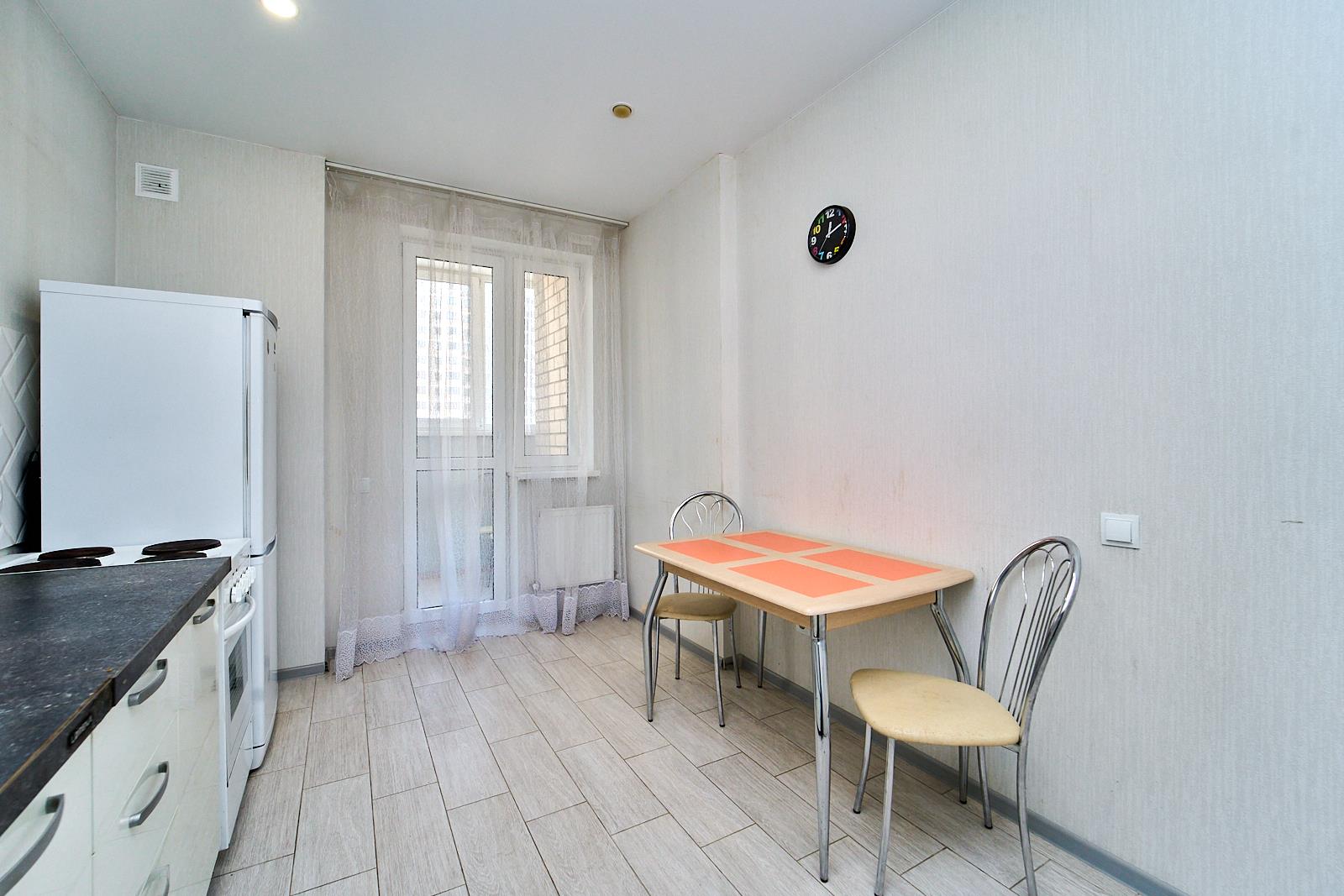 Фото №2: 1-комнатная квартира 43 м² - Краснодар, Прикубанский внутригородской округ, Россинского, мкр. жилой комплекс Дружный, ул. Адмирала Серебрякова, 3к2