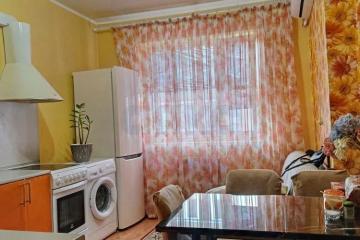 Фото №1: 1-комнатная квартира 38 м² - Краснодар, мкр. Завод Радиоизмерительных Приборов, ул. имени Мусоргского М.П., 11