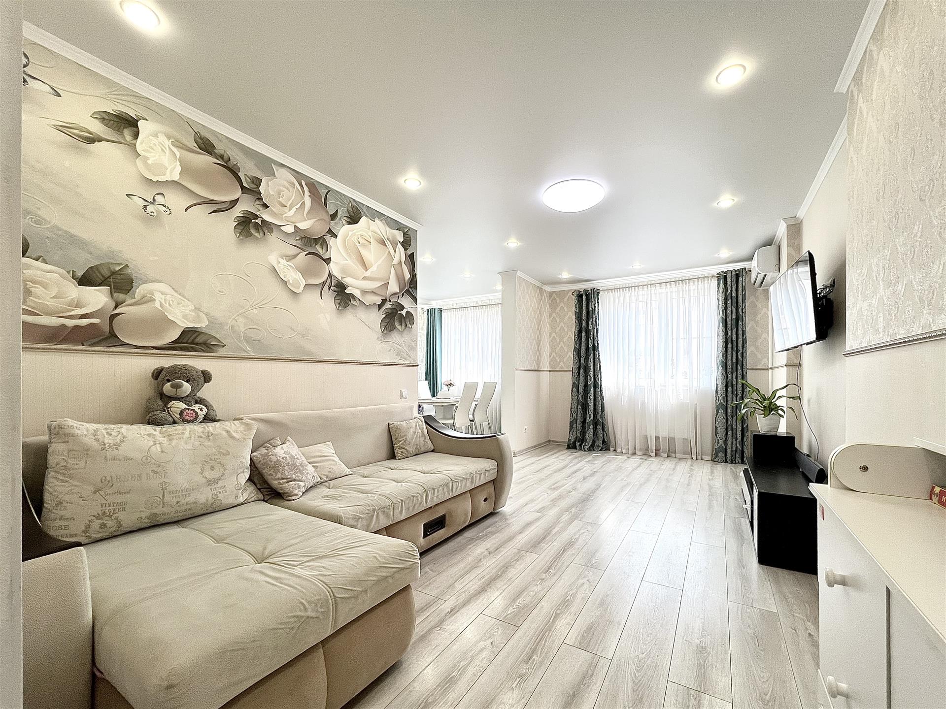 Фото №5: 2-комнатная квартира 65 м² - Краснодар, Прикубанский внутригородской округ, Завод Радиоизмерительных Приборов, имени Петра Метальникова, мкр. жилой комплекс Инсити, ул. Евгении Жигуленко, 11/2