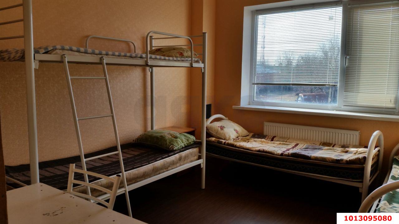 Фото №11: Отдельное здание 783 м² - Яблоновский, ул. Восточная, 61
