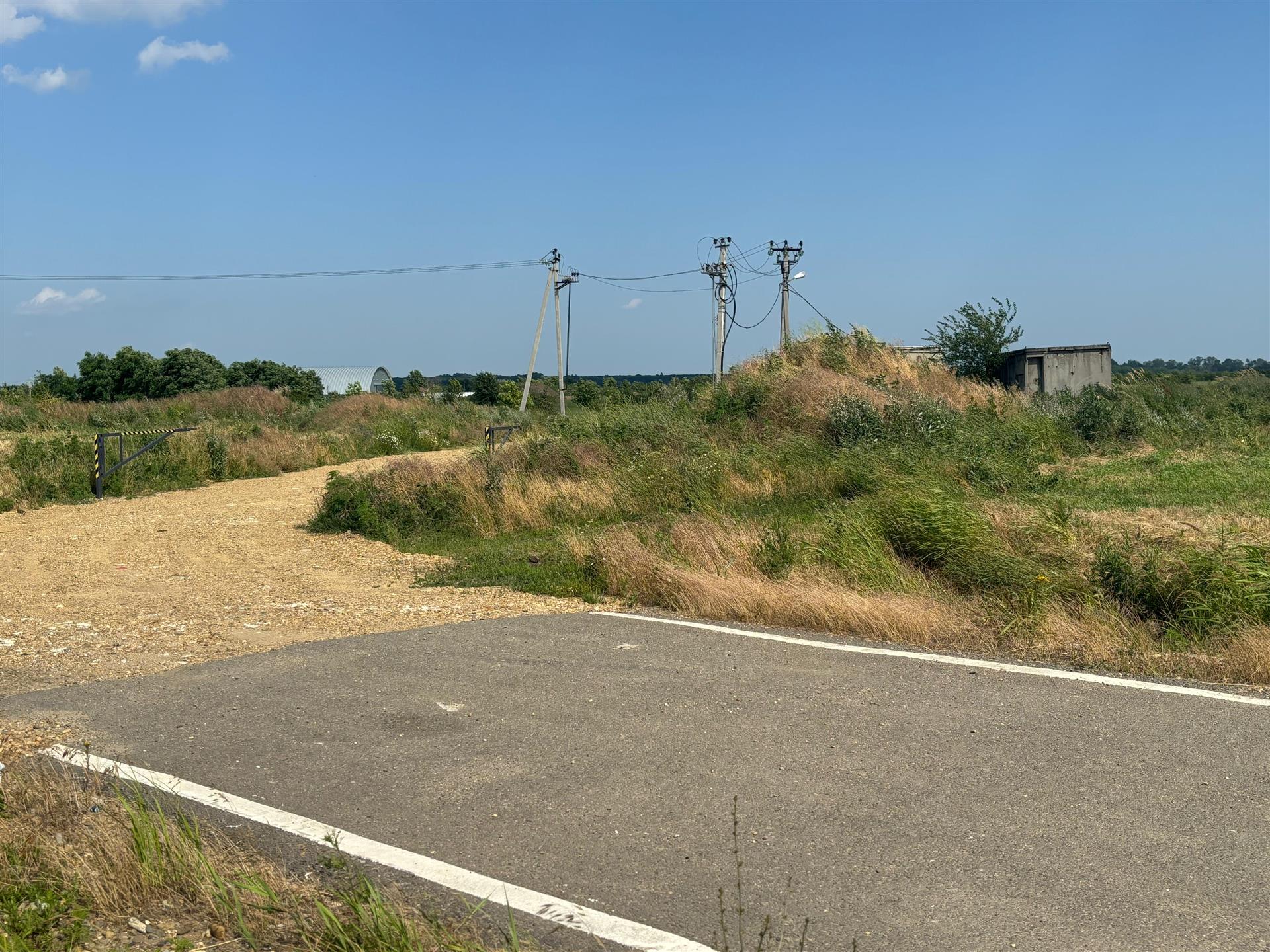 Фото №4: Коммерция 100 м² - Тахтамукай, ул. Краснодарская, 3/1