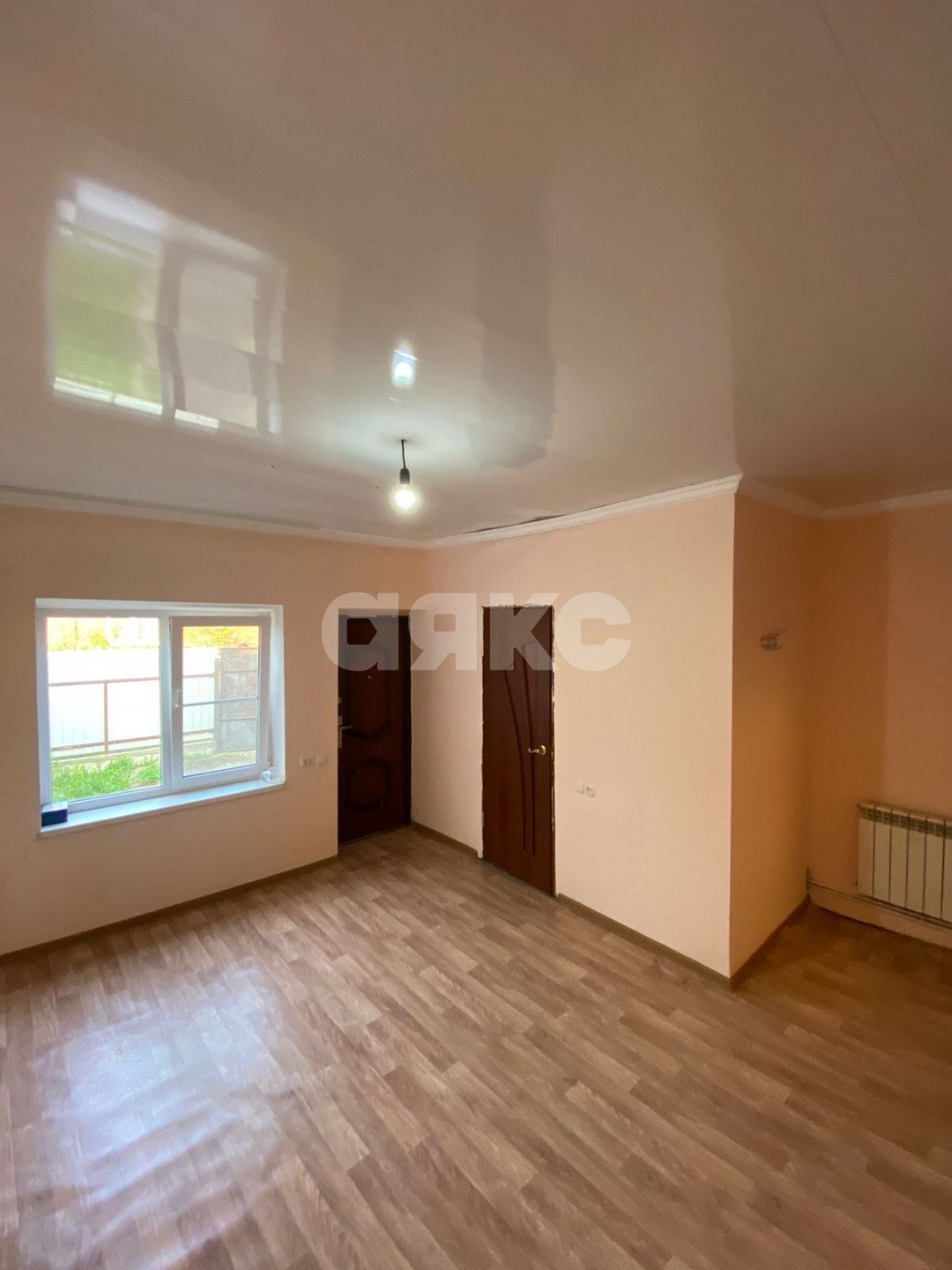Фото №1: 3-комнатная квартира 45 м² - Майкоп, Западный, ул. Короленко, 80