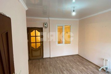 Фото №3: 3-комнатная квартира 45 м² - Майкоп, р. Западный, ул. Короленко, 80