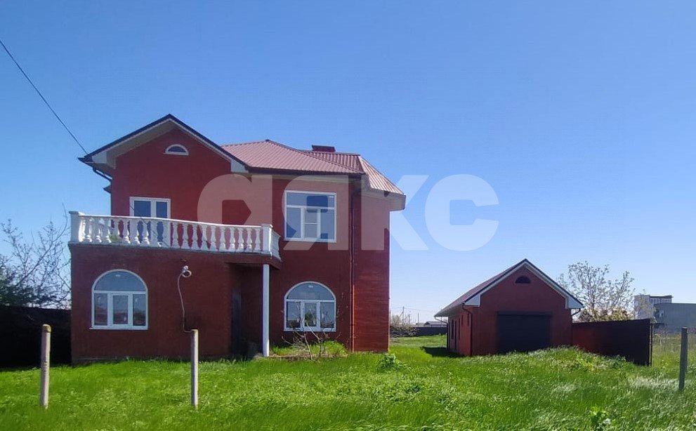 Фото №1: Дом 150 м² + 15 сот. - Кучугуры, ул. Азовская, 14