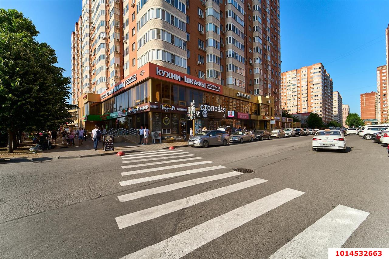 Фото №3: Торговое помещение 62 м² - Краснодар, ЖК Панорама, ул. Восточно-Кругликовская, 22