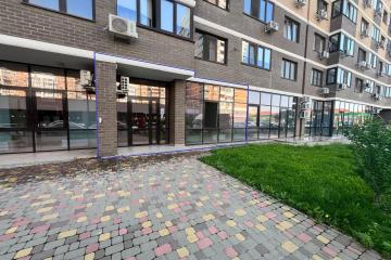 Фото №1: Коммерция 40 м² - Краснодар, мкр. жилой комплекс Дружный-2, б-р Адмиралтейский, 3к1